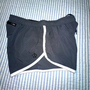 Rabbit Women's Repeats‎ 4" Short Medium